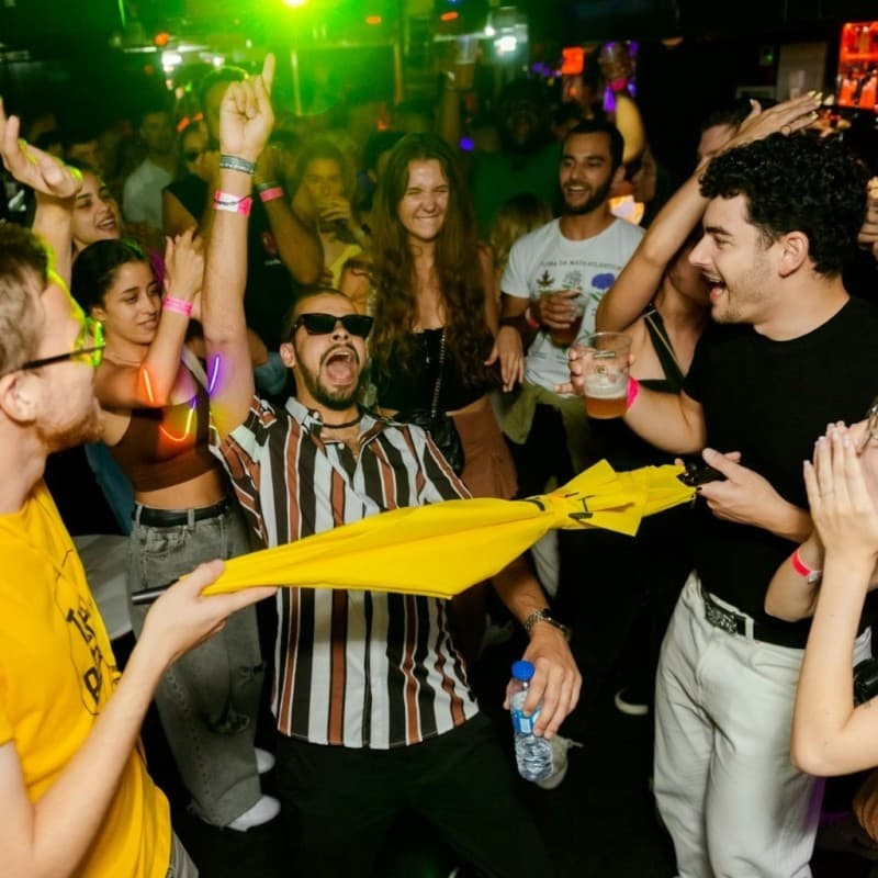 Lisbon Pub Crawl