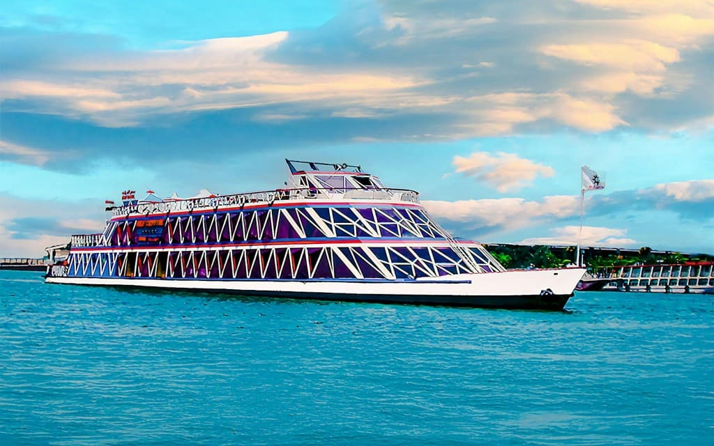 Nile Crystal 4-Star Cairo Dinner Cruise with Live Entertainment (Late Dinner Cruise + Transfers)
