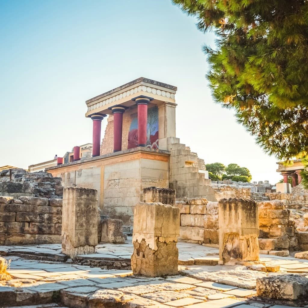 Palace of Knossos: Entry Ticket + Digital Hellenic Heritage Guide - Knossos Palace & Archaeological Site