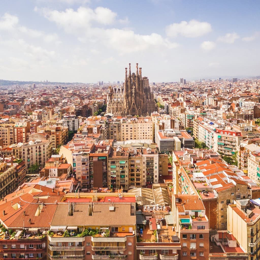 Sagrada Familia: Guided Tour - Tour in English