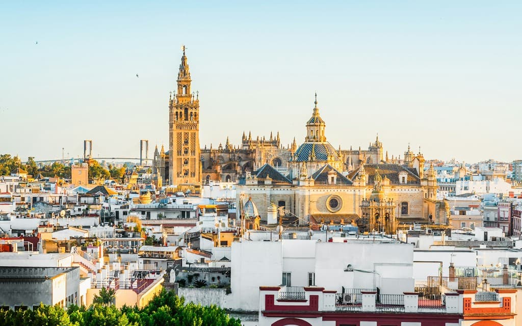 Entradas sin filas a la Catedral de Sevilla y la Giralda (Skip-the-Line Tickets + Audio Guide)