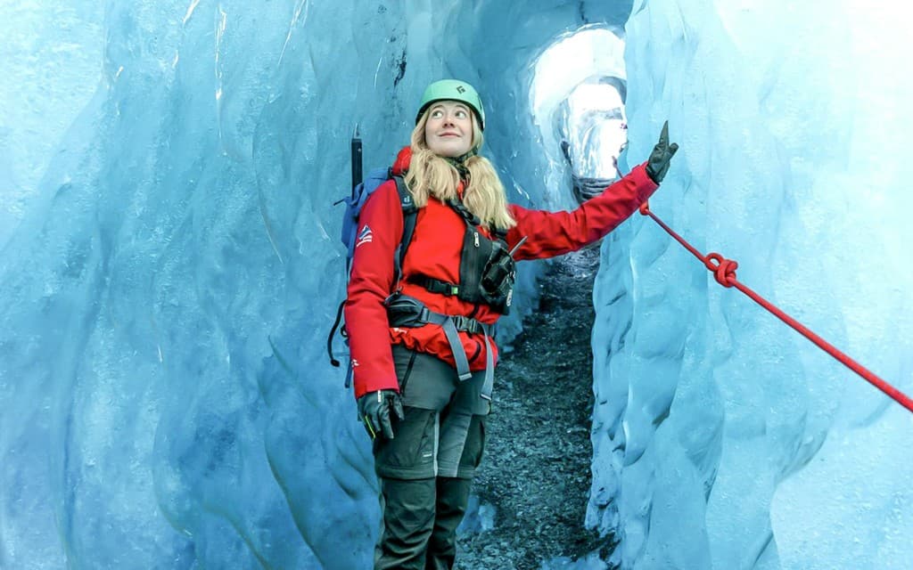 Skaftafell: Blue Ice Cave & Vatnajokull Glacier Hike
(Skaftafell: Blue Ice Cave & Glacier Hike on Vatnajökull)